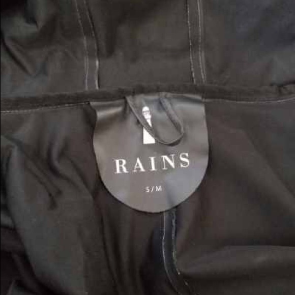 Rains rain jacket size s/m - Picture 7 of 7